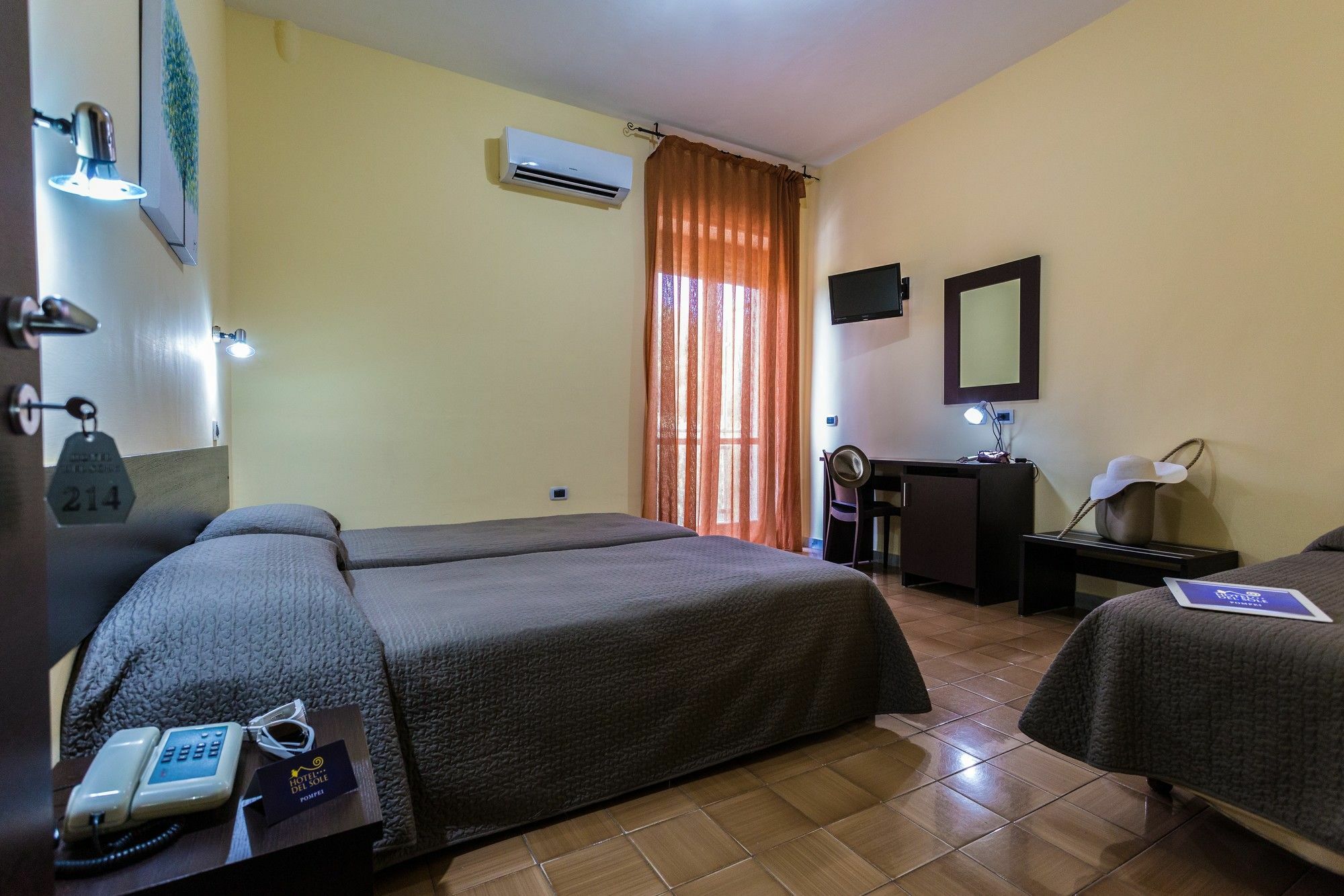 Hotel Del Sole Помпей Екстериор снимка