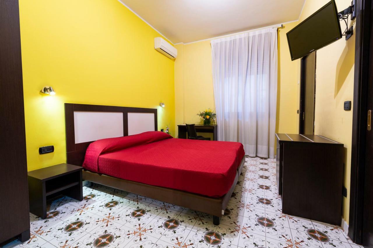 Hotel Del Sole Помпей Екстериор снимка